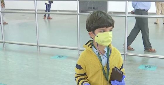 ବିମାନରେ ଏକା ଆସିଲା ୫ ବର୍ଷର ଶିଶୁ |