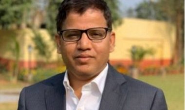 ନିକୁଞ୍ଜ ଧଳ ମୁଖ୍ୟ ନିର୍ବାଚନ ଅଧିକାରୀ