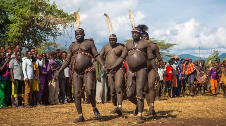 ଯିଏ ଅଧିକ ମୋଟା ସିଏ ବେଶି ସୁନ୍ଦର