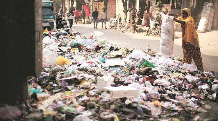 BMC seals mall for dumping waste into nearby drain