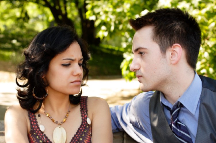 ପ୍ରେମ ସମ୍ପର୍କରେ ଝଗଡା ହେଉଛି କି? କ’ଣ କରିବେ