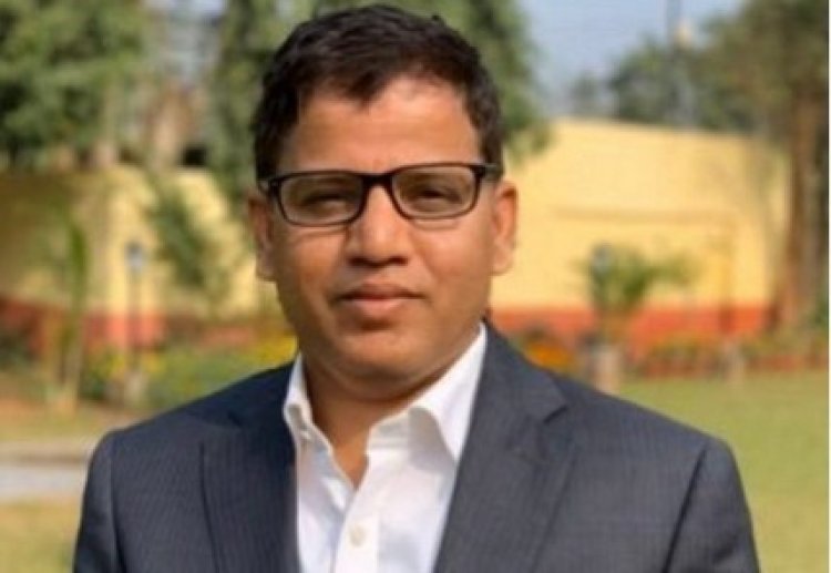 ନିକୁଞ୍ଜ ଧଳ ମୁଖ୍ୟ ନିର୍ବାଚନ ଅଧିକାରୀ