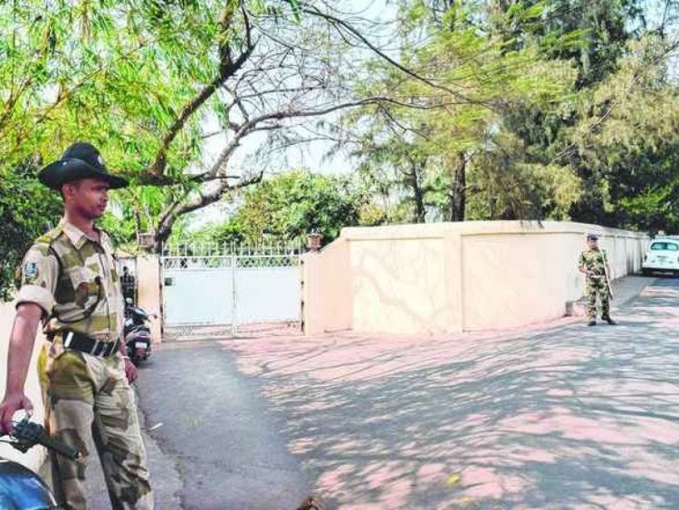 ଏକ ଘଣ୍ଟା ପାଇଁ ଅନ୍ଧାର ହୋଇଗଲା ନବୀନ ନିବାସ