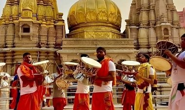 Kashi awaits everyone and it will mesmerise all those who visit: PM