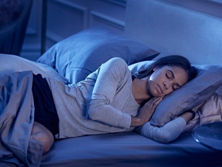 ତକିଆ ତଳେ ରଖନ୍ତୁ ଏହି ଜିନିଷ, ଜାଣନ୍ତୁ କ’ଣ କହୁଛି ବାସ୍ତୁ ?