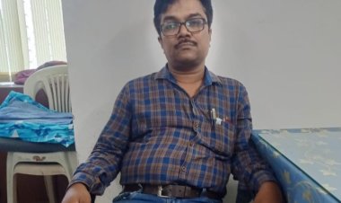 Odisha Vigilance nab Section Officer on charges of bribery