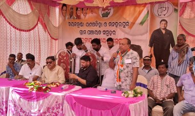 Congress gathering in Panasdiha, both central and state governments have cheated the tribals: Jaydev