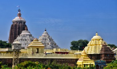 ରୁକ୍ମିଣୀ ହରଣ ଏକାଦଶୀ, ଚଳଚଞ୍ଚଳ ଶ୍ରୀମନ୍ଦିର