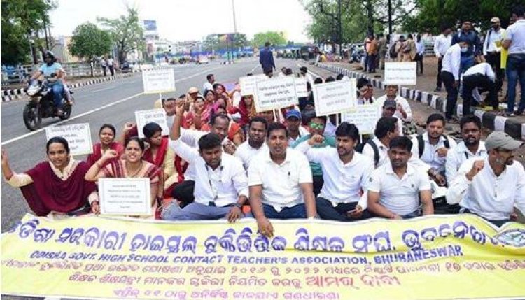 Contract teachers will again stage demonstration