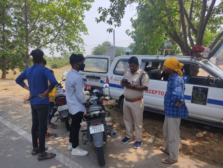 ସ୍ମାର୍ଟ ସିଟିରେ ସ୍ମାର୍ଟ ପୋଲିସ : ଗଳି କନ୍ଦିରେ ଚେକିଂ କରି ନିଶାଡିଙ୍କୁ ସାବାଡ଼