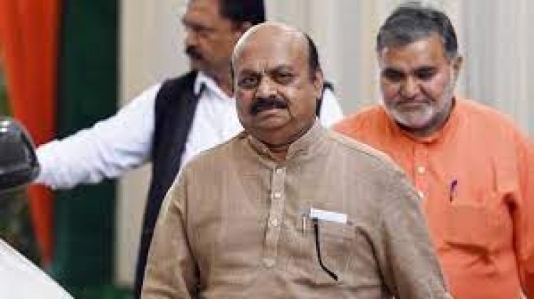 ରାଜ୍ୟପାଳଙ୍କୁ ଇସ୍ତଫାପତ୍ର ଦେଲେ ବସଭରାଜ ବୋମ୍ମଇ