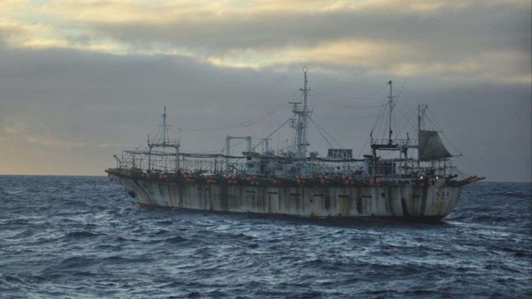 ଭାରତ ମହାସାଗରରେ ବୁଡ଼ିଗଲା ଚୀନ୍‌ ବୋଟ୍‌