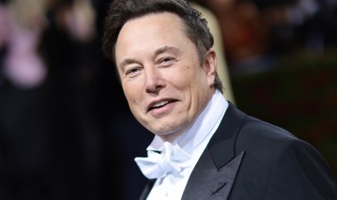 ଏଲନ ମସ୍କ ପିନ୍ଧିଲେ ବିଶ୍ୱର ନମ୍ବର ୱାନ୍ ଧନୀ ମୁକୁଟ