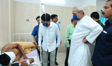 ଟ୍ରେନ ଦୁର୍ଘଟଣା : ଆହତଙ୍କୁ ଭେଟିଲେ ମୁଖ୍ୟମନ୍ତ୍ରୀ