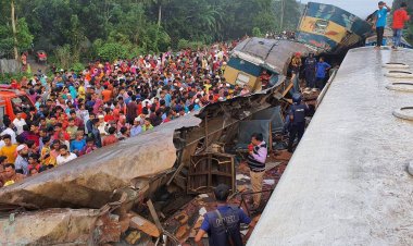 ଟ୍ରେନ ଦୁର୍ଘଟଣାର କାରଣ ଦର୍ଶାଇଛି  ବୋର୍ଡ