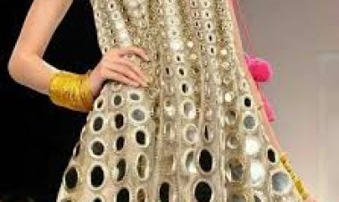 ନୂଆ ପୋଷାକ