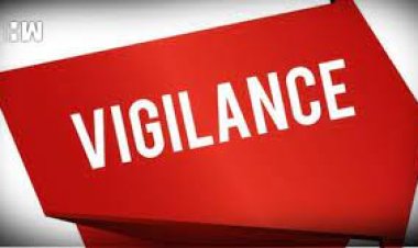 ଅତିରିକ୍ତ ଉପଜିଲ୍ଲାପାଳଙ୍କ ପଡ଼ୋଶୀଙ୍କ ଛାତରୁ ମିଳିଲା ୫୦୦ ଟଙ୍କିଆ ଭର୍ତ୍ତି ୬ଟି ପ୍ୟାକେଟ୍