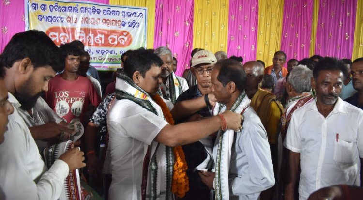 ବିଜେପି ଜିଲ୍ଲାପରିଷଦ ପ୍ରାର୍ଥୀଙ୍କ ସହ ସତାଧିକ ବିଜେଡି ଓ ବିଜେପି କର୍ମକର୍ତ୍ତା କଂଗ୍ରେସରେ ଯୋଗଦେଲେ