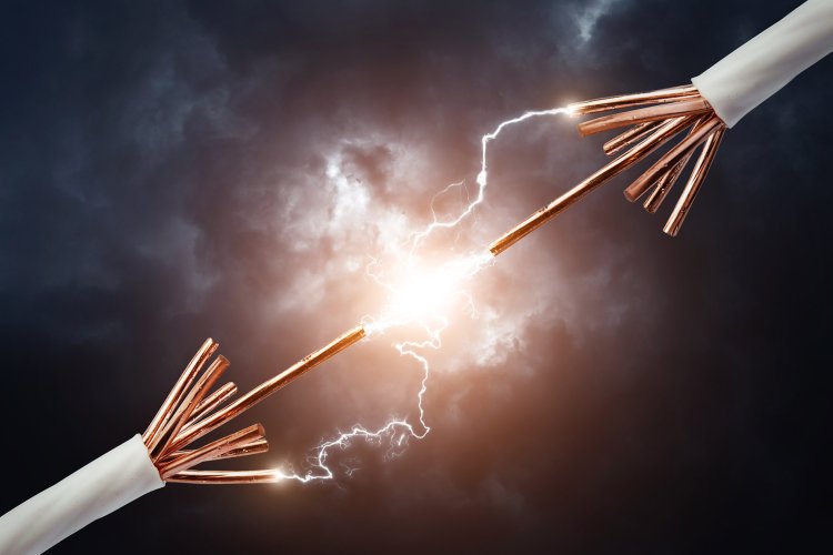 ବିଦ୍ୟୁତ ଆଘାତରେ ଗଲା ଦୁଇ ଜୀବନ