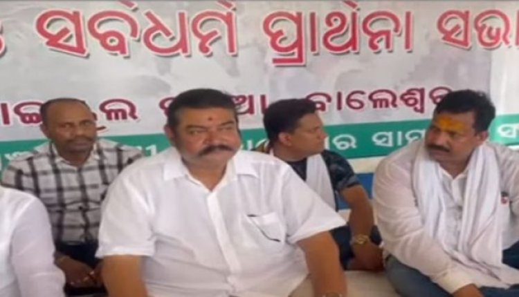 Power outage during Odisha Energy Minister Pratap Deb's event
