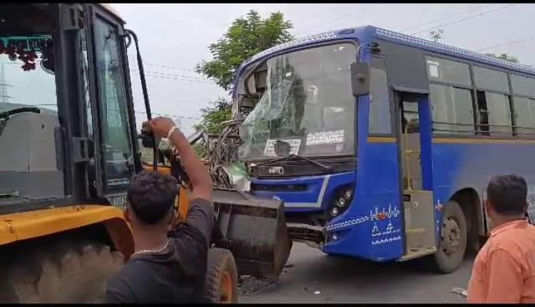 President Droupadi Murmu Condoles Loss Of Lives In Bus Accident in Ganjam