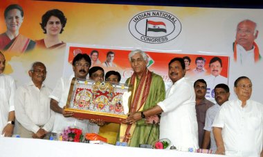 ଛତିଶଗଡ଼ର ଉପ ମୁଖ୍ୟମନ୍ତ୍ରୀ ଶ୍ରୀ ଟିଏସ ସିଂହଦେଓଙ୍କୁ କଂଗ୍ରେସ ଭବନରେ ଭବ୍ୟ ସମ୍ବର୍ଦ୍ଧନା , ଶୃୃଙ୍ଖଳା ସଫଳତାର ଶ୍ରେଷ୍ଠ ମନ୍ତ୍ର : ଟି.ଏସ୍‌. ସିଂହଦେଓ