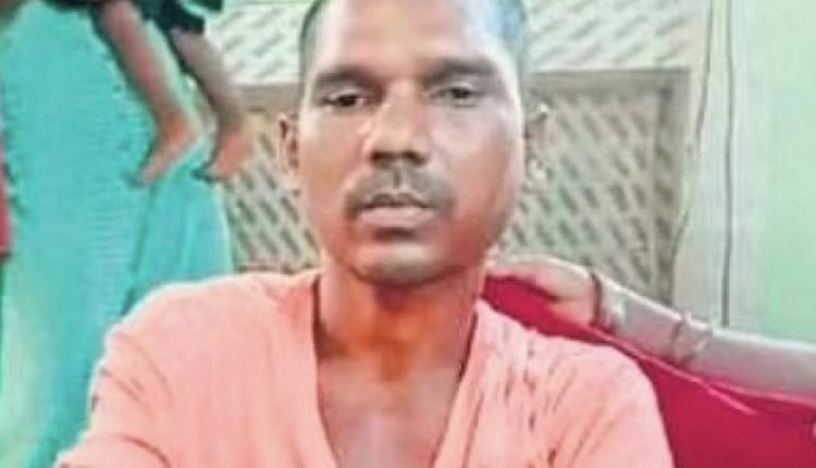 NCST notices Odisha CS, DGP in migrant labourer's hand chopping case