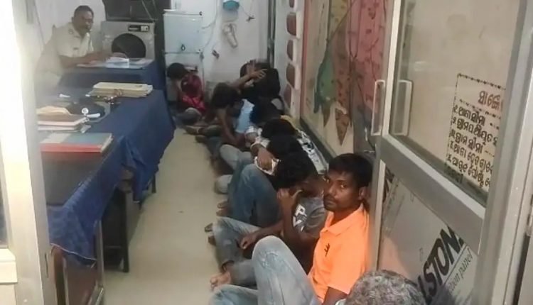 Sex racket busted in Jharsuguda; 13 women rescued, 14 men held
