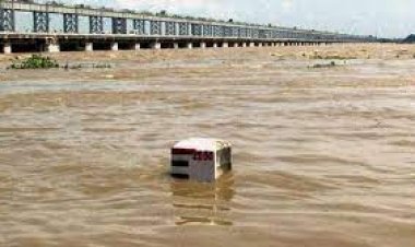 ମହାନଦୀରେ ଭାସିଗଲେ ଦୁଇ ଛାତ୍ର