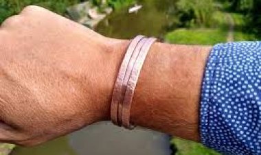 ତମ୍ବା କଡା ପିନ୍ଧିଲେ କି କି ଲାଭ ମିଳେ ଜାଣନ୍ତୁ