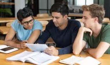 ଆଜିଠୁ ୟୁଜି, ପିଜି ପ୍ରଥମ ବର୍ଷ ପାଠପଢ଼ା