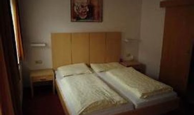 ଅଷ୍ଟ୍ରେଲୀୟ ମହିଳା ଲଗାଉଛନ୍ତି ଅଧା ବିଛଣା ଭଡ଼ାରେ