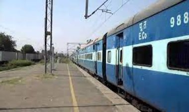 ବଡ଼ ଦୁର୍ଘଟଣାରୁୁ ବର୍ତ୍ତିଲା କଳିଙ୍ଗ ଉତ୍କଳ ଏକ୍ସପ୍ରେସ୍