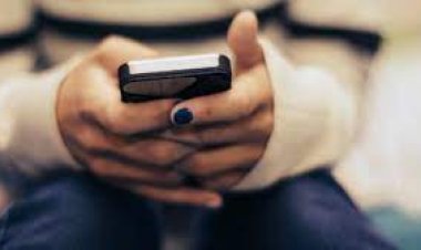 ମୋବାଇଲ ପାଇଁ ବିଷ ପିଇଦେଲା ନାବାଳକ