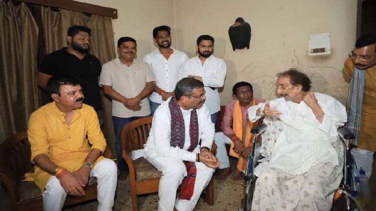 ପ୍ରଣବ ପଟ୍ଟନାୟକଙ୍କୁ ଭେଟିଲେ ଧର୍ମେନ୍ଦ୍ର