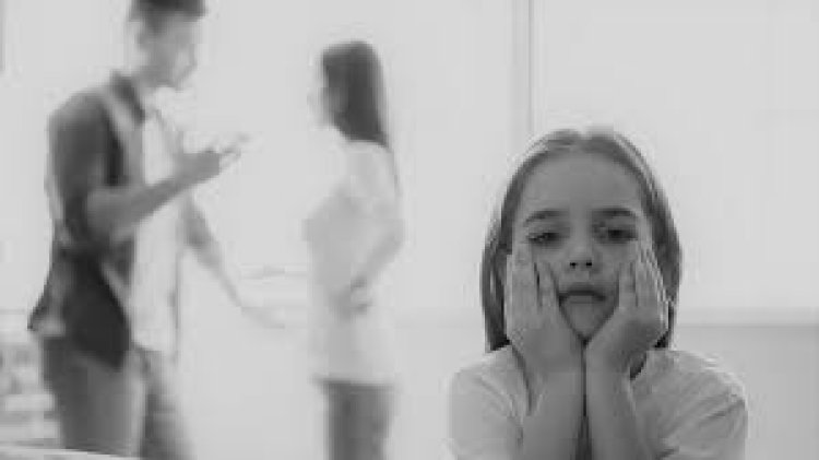 ପିଲାଙ୍କ ସମ୍ମୁଖରେ ଭୁଲ୍‌ରେ ବି କରନ୍ତୁ ନାହିଁ ଏଭଳି ବ୍ୟବହାର, ସାରା ଜୀବନ ପସ୍ତାଇବେ