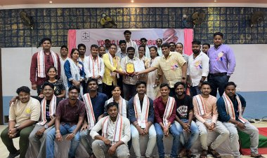 ବାରବାଟିରେ ସ୍ବାଭିମାନୀ ଯୁବ-ଛାତ୍ର ମଞ୍ଚ ଓ ଯୁବ ଆଇନଜୀବି ଫୋରମ ଶତାଧିକ ୟୁନିଟ ରକ୍ତ ଦାନ କରି ଗାନ୍ଧୀ ଜୟନ୍ତୀରେ ଶ୍ରଦ୍ଧାଞ୍ଜଳି ଜଣାଇଲା