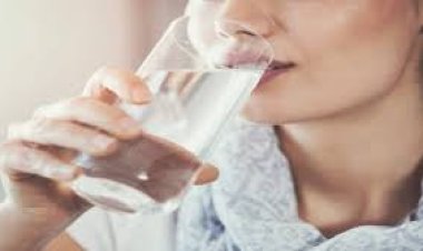 ଏପରି ଖାଦ୍ୟ ଖାଇବା ପରେ ପାଣି ପିଇବା ଉଚିତ ନୁହେଁ