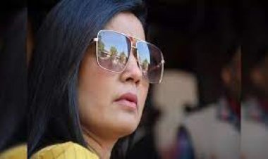 ଅପ୍ରୀତିକର ପରିସ୍ଥିତି: ସଦାଚାର କମିଟିରୁ ଉଠି ପଳାଇଲେ ମହୁଆ