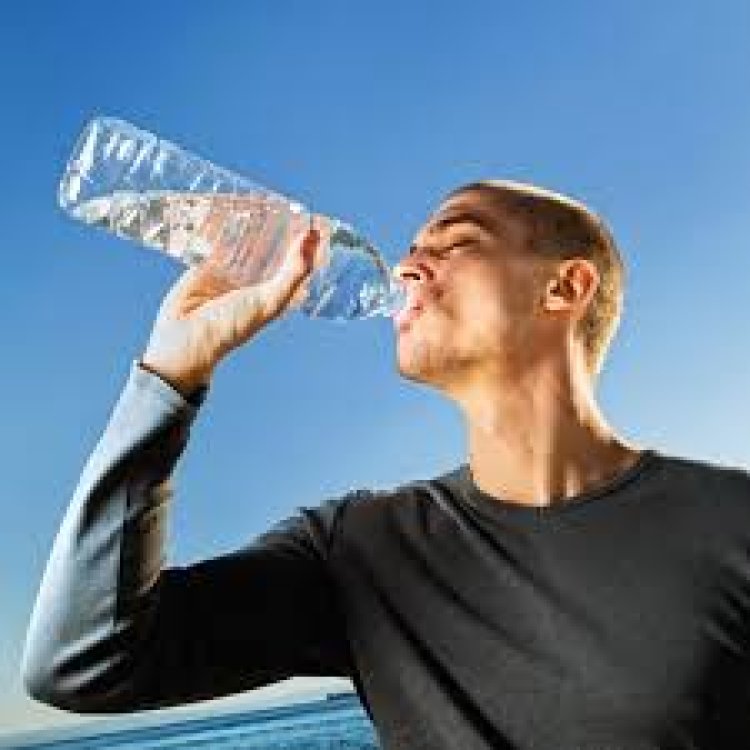 ଠିଆ ହୋଇ ପାଣି ପିଉଛନ୍ତି କି? ଜାଣନ୍ତୁ..