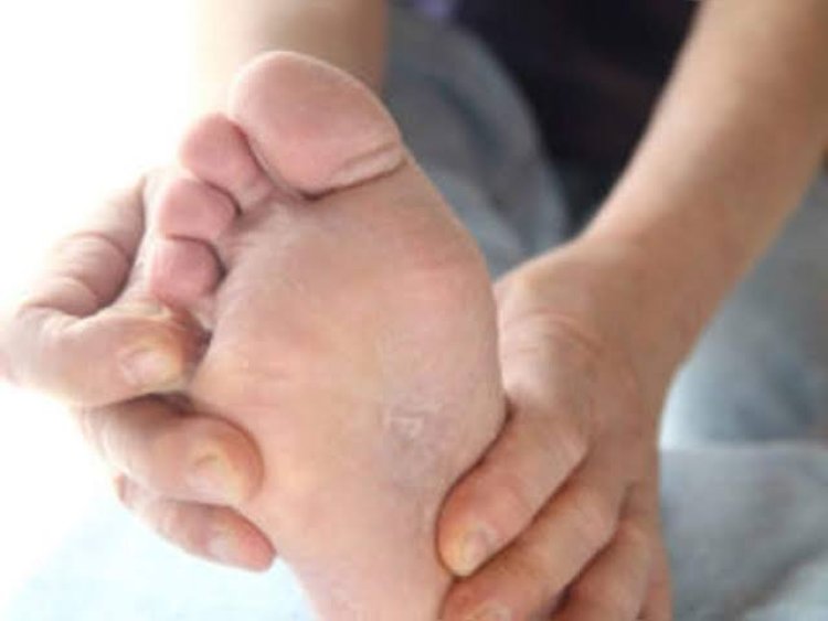 ଶୀତଦିନେ ପାଦର ଆଙ୍ଗୁଠି ଫୁଲିଯାଇ ଯନ୍ତ୍ରଣା ହେଉଛି କି?
