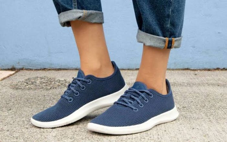 ବାସ୍ତୁ କୁହେ ଏହିଦିନ ଜୋତା କିଣିବା ଅଶୁଭ