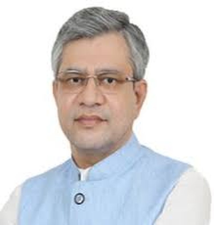 ବାବା ଧବଳେଶ୍ୱରଙ୍କୁ ଦର୍ଶନ କଲେ ରେଳମନ୍ତ୍ରୀ