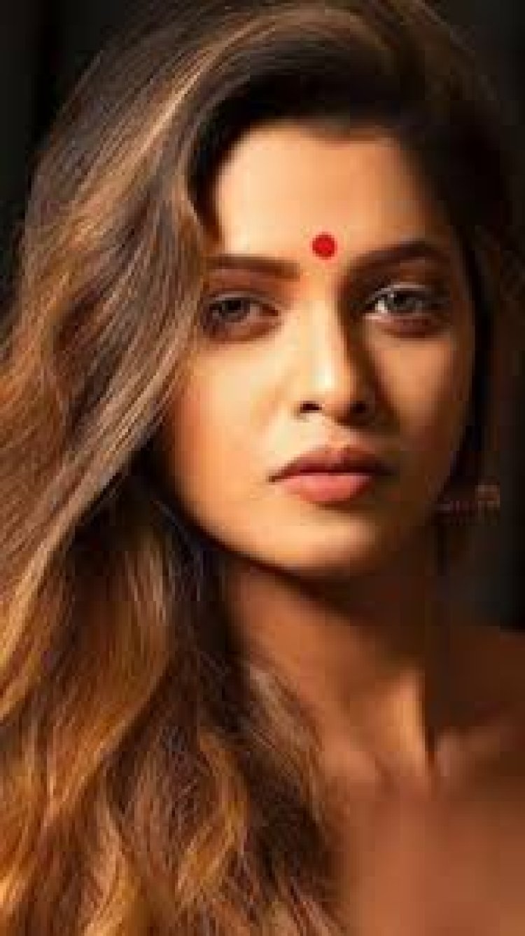 ଏହି ୫ଟି ଲକ୍ଷଣ ଥିବା କନ୍ୟା ସ୍ବାମୀକୁ କରିଦିଅନ୍ତି ମାଲାମାଲ