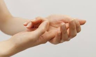 ଫୁଟାଉଛନ୍ତି କି ଆଙ୍ଗୁଳି? ହୋଇପାରେ ଏସବୁ ସମସ୍ୟା, ସାବଧାନ