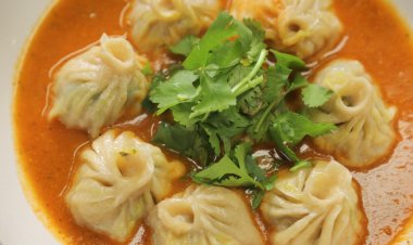 ମୋମୋ ଖାଉଥିଲେ ସାବଧାନ Share on :