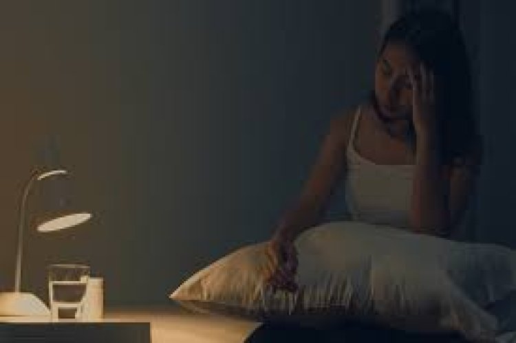 ରାତିରେ ମହିଳାମାନେ କରିଥାନ୍ତି ଏମିତି କିଛି କାମ ଯାହା ସମଗ୍ର ପରିବାରକୁ ପକାଇଥାଏ ଅସୁବିଧାରେ