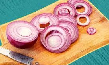 ବେଶ୍ ଉପକାରୀ କଞ୍ଚା ପିଆଜ, ଜାଣନ୍ତୁ ଖାଇଲେ ମିଳେ କି କି ଫାଇଦା