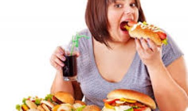 ଅଧିକ ଖାଇ ଦେଇଛନ୍ତି କି ? ଏହି ୩ଟି ଘରୋଇ ଉପାୟ ଆପଣାନ୍ତୁ