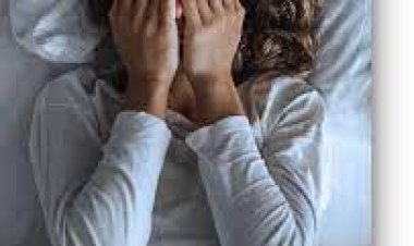 ନିଦ ନ ଆସୁଥିଲେ.......